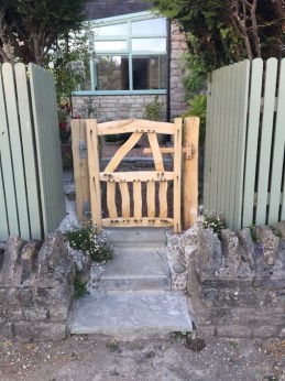Bespoke chestnut gate