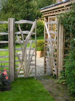 Weathered tall sweet chestnut leaf motif gates