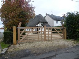 Oak entrance gates
